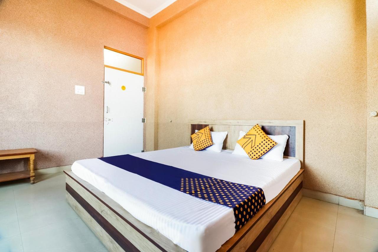 Spot On 68319 Hotel Nakhralo Rajasthan Resort Jaipur Extérieur photo