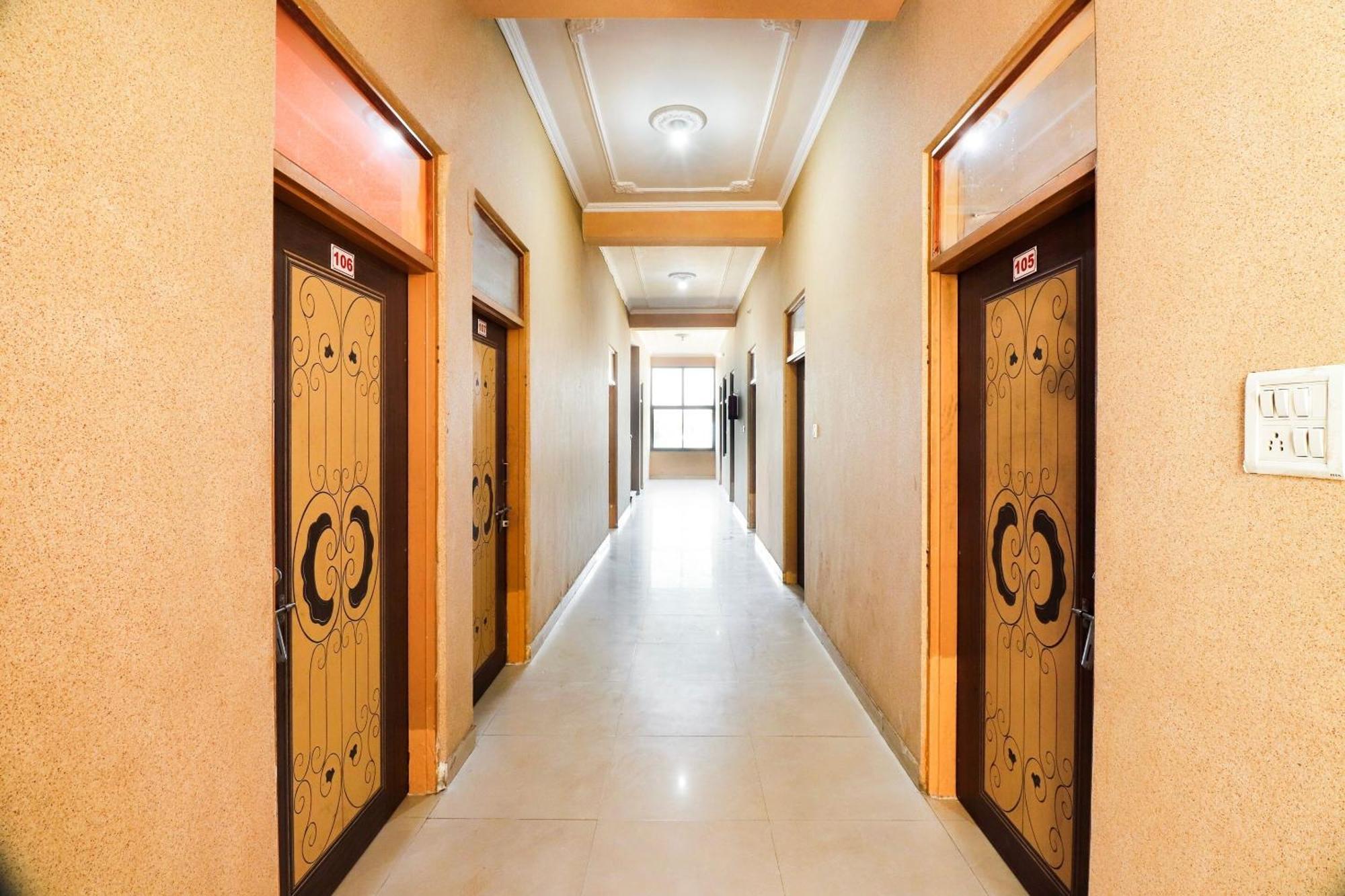 Spot On 68319 Hotel Nakhralo Rajasthan Resort Jaipur Extérieur photo